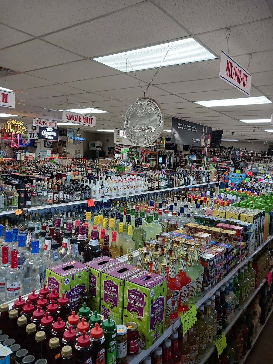 Paradise Liquor-2