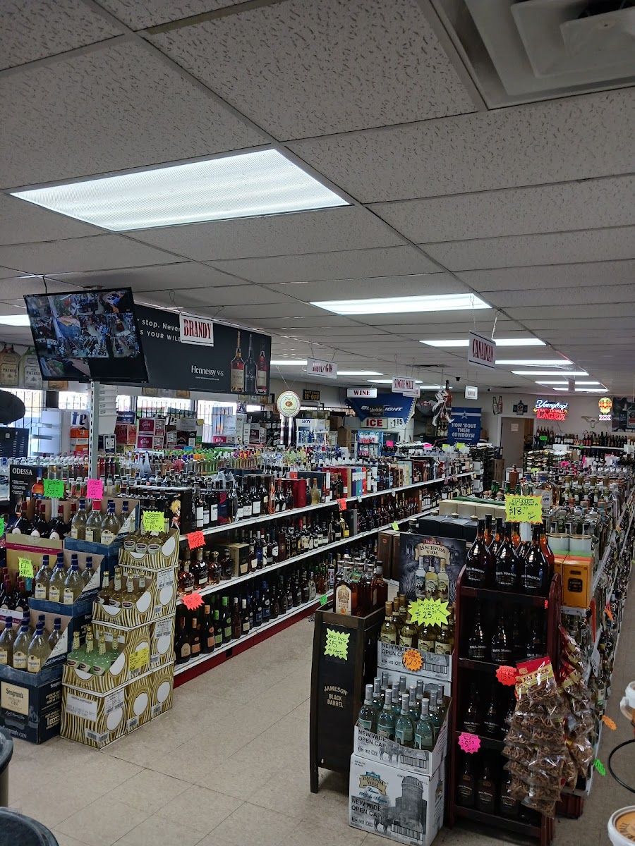 Paradise Liquor